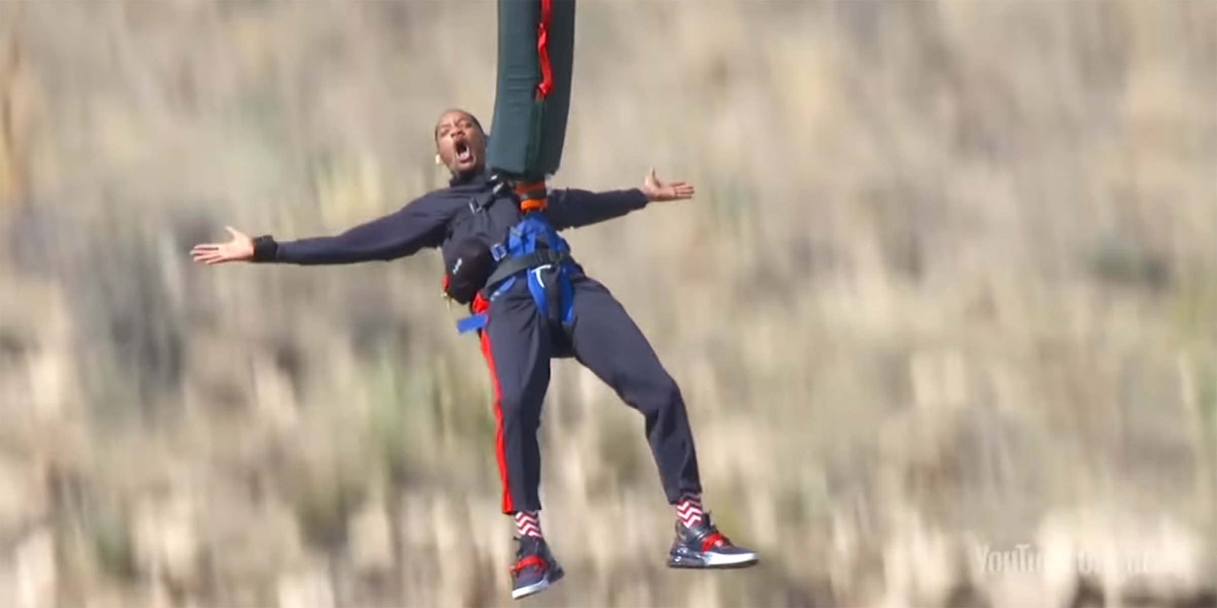 You are currently viewing Will Smith Bungee Jumping