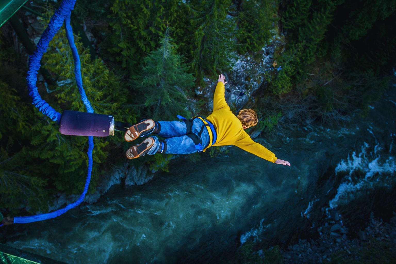 Read more about the article Najwyższe bungee w Polsce – gdzie skacze się z największej wysokości?